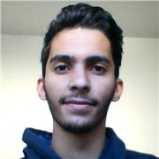 Etudiant donne cours de maths